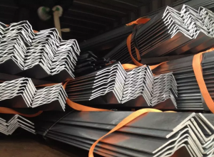 Precision Process on Steel-Steel Angle Hoing & Cutting