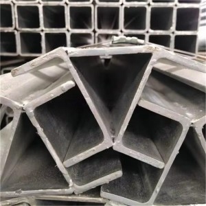 Customized Dimension Galvanised 45° Corner Steel Post Sleepers Retaining Wall Post