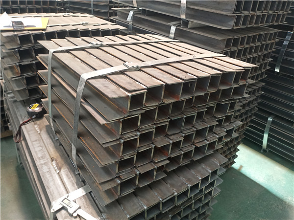 Galvanzied Retaining Wall H Post for Sleeper Featured Image