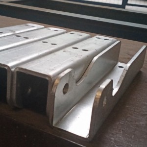 High Quality China S320gd Zm430 PV Solar Mounting Bracket System Zn-Al-Mg Steel Pipe