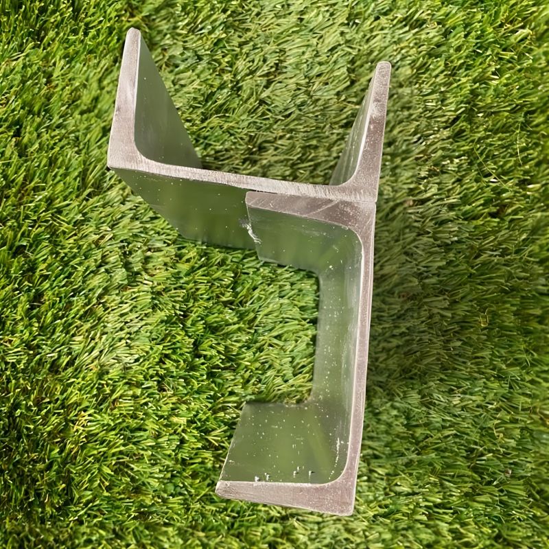 retaining wall post (45)(1)