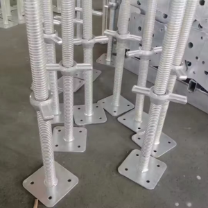 Galvanized Hollow and Solid Scaffolding Adjustable Jacks Base
